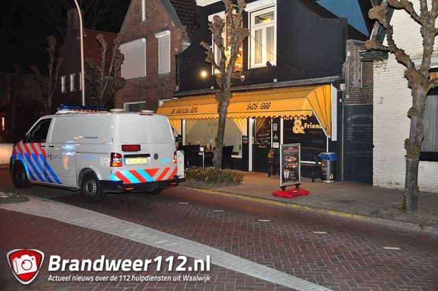 Snackbarbaas woedend op jonge overvaller: ‘Hij heeft geen idee wat hij mijn personeel aandoet’