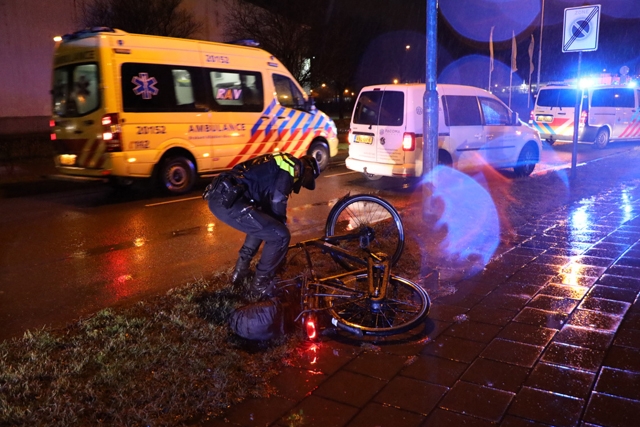 Fietser gewond bij aanrijding in Waalwijk