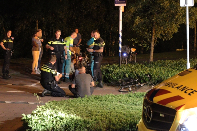Aanrijding tussen snorfietser en fietser Bachlaan Waalwijk
