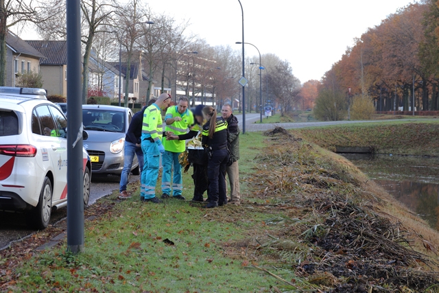 Man gered uit ijskoud water aan de Ambrosiusweg Waalwijk