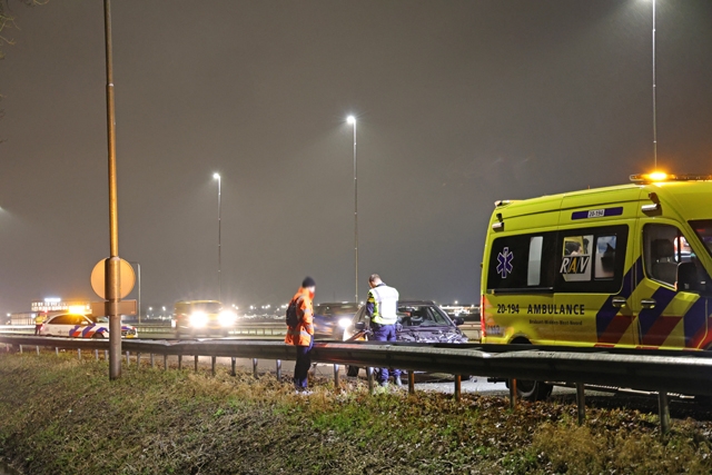 Eenzijdig ongeval op de A59 (Maasroute) Waalwijk