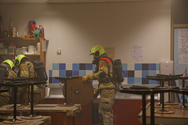 Rookontwikkeling in handenarbeidlokaal van basisschool Het Zilverlicht aan het Rembrandtpark Waalwijk