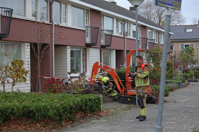Gaslek ontstaan tijdens graafwerkzaamheden in Waalwijk