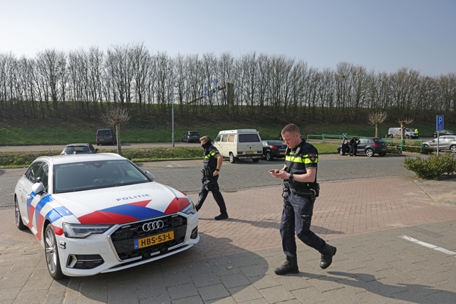 Grote klopjacht in Waalwijk na ANPR-hit zedenzaak: Politiehelikopters en Landelijke Eenheid ingezet