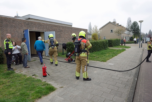 112-Fotograaf ontruimt pand bij brand in Alberdingk Thijmstraat: ‘Geen moment getwijfeld’
