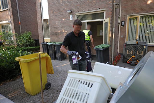 Politie valt woning binnen aan Diederikhof na anonieme tip: net geoogste hennepkwekerij ontdekt